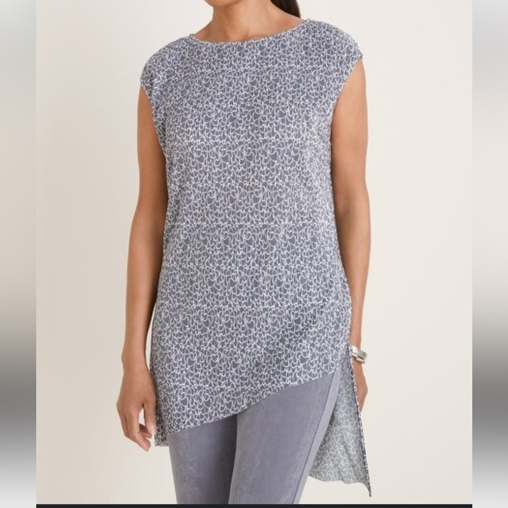 Chico’s Asymetrical-Hem Printed Top ( chicos size 3 / xl 16-18)